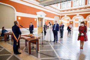 S-au reluat căsătoriile în clădirea Casino din Parcul Central Cluj. Care sunt noile reguli