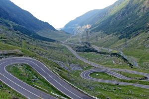 Transfăgărăşanul se închide luni între anumite ore pe sectorul Bâlea Lac – Bâlea Cascadă