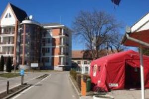CJ a alocat fonduri pentru dotarea cu materiale sanitare a trei spitale şi recompensarea personalului medical