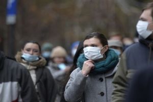 Scade numărul de noi cazuri de coronavirus în România – Ne apropiem de 10.000 de bolnavi vindecaţi