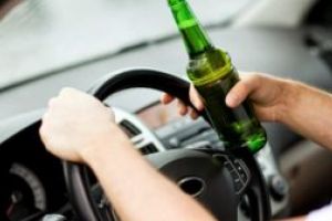 Peste 150 de şoferi sancţionaţi în Maramureş din cauza vitezei şi a alcoolului