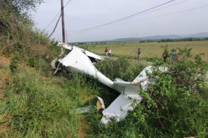 ANCHETĂ în cazul aterizării forţate a unui avion de mici dimensiuni in zona satului Vurpăr din Alba