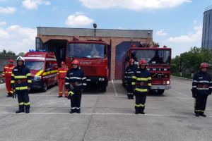Un ultim omagiu: Sirenele ISU Crişana au răsunat în memoria doctorului care a fondat UPU-SMURD Bihor (FOTO / VIDEO)