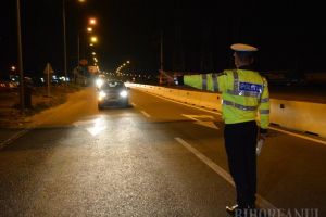 Relaxare în viteză şi cu alcool: un bihorean a fost prins de radar gonind pe Calea Clujului cu 122 km/oră, iar alţi şase au şofat după ce au băut