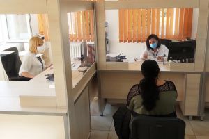 Majoritatea instituţiilor şi a furnizorilor de servicii şi-au reluat programul cu publicul (FOTO)