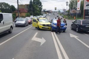 FOTO: Trei accidente luni la Sibiu – Un motociclist rănit