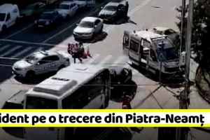 Accident pe o trecere pentru pietoni din Piatra-Neamţ (VIDEO)
