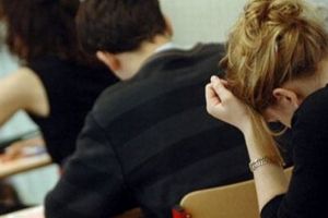 Bacalaureatii 2020 au scapat de probele orale. Parintii continua sa ceara anularea examenelor nationale