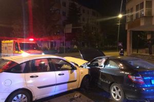Două şoferiţe, implicate într-un accident în sensul giratoriu de la Apollo