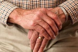 Cel mai bătrân pacient infectat cu COVID-19 din România s-a vindecat. Ce varsta are