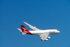 Pandemia a adus scumpirea biletelor de avion