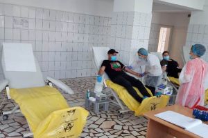 Poliţiştii vrânceni îşi dau sângele pentru colega lor din Teleorman, bolnavă de leucemie!