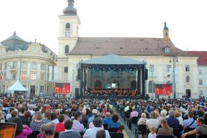 Guvernul anunţă reluarea spectacolelor în aer liber – Dacă nu creşte numărul de cazuri de coronavirus