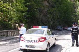 Au testat Transfăgărăşanul pe un drum interzis