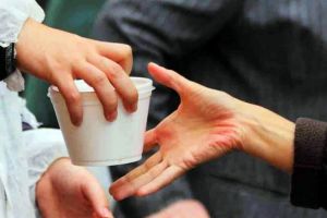 Episcopia Ortodoxă a Oradiei a oferit ajutoare de peste 620.000 lei de la declanşarea pandemiei