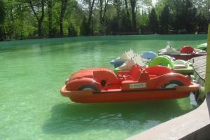 Se deschide lacul cu hidrobiciclete şi bărci din Parcul ”Mihai Eminescu”