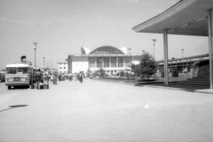 #citesteDobrogea: Construirea Garii Constanta, in urma cu sase decenii, a necesitat demolarea a zeci de case englezesti (galerie foto 1960)