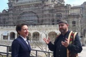 Cazinoul – martor la o intalnire pentru: Cei doi tati detinuti politici (galerie foto)