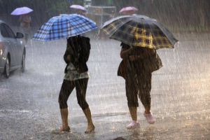 Braila, sub amenintarea grindinei si ploilor torentiale / Cat va dura vijelia