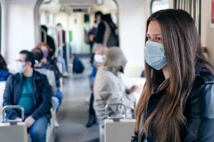 Masca de protecţie, obligatorie! Regulile anunţate de Ministerul Sănătăţii