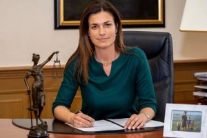 Perioada de colectare a semnăturilor pentru iniţiativa cetăţenească ar putea fi prelungită cu încă şase luni