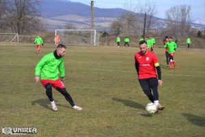 Posibilul play-off din Liga a 4-a, şansa Performanţei Ighiu pentru a intra în calculele promovării în eşalonul terţ | „Campioana trebuie să se decidă pe teren”, declară antrenorul Adorian Himcinschi