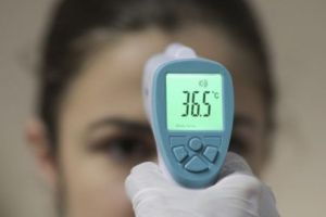 ULTIMA ORĂ! Triajul epidemiologic, obligatoriu la intrare în instituţii publice şi în magazine!
