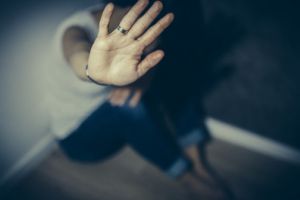 Încăierare într-o instituţie publică din judeţ, cu şeful în rol principal