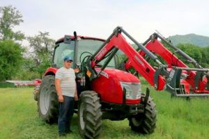 FOTO: Ferma Graffi din Filea, tinereţe, hărnicie şi pasiune pentru agricultură