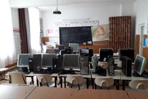 Ialomiţa: Exemple de bună practică pentru îmbunătăţirea accesului elevilor la Internet în vederea participării la activităţile de învăţare on-line