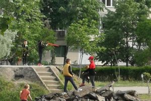 Constanteanul suparat: Locuitorii din Faleza Nord reclama treaba de mantuiala facuta de primaria Constanta in parcul Dragoslavelor (galerie foto)
