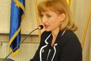 Târgu Mureş: Theodora Benedek propune testarea dascălilor şi a elevilor înainte de Evaluare şi Bacalaureat