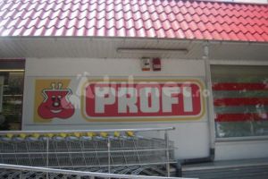Prahova. Un angajat al Profi, depistat pozitiv cu SARS-CoV-2