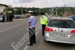 TÂRGOVIȘTE: Un bărbat a condus cu permisul suspendat, iar un alt barbat cu permis pentru altă categorie de vehicule