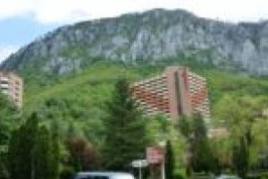 Herculane renaşte! Încasări mai mari cu 20 la sută şi locul doi în România!