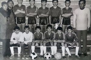 Cupa Sperantelor: In 1988, Clubul Sportiv Școlar Medgidia a ocupat locul cinci pe tara. Intre micii fotbalisti, Stelian Carabas si Cosmin Mocanu! (galerie foto)