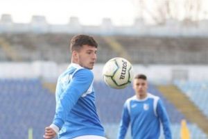 Var cu Simona Halep: Fotbalistul de la Farul Constanta Dimciu Halep a implinit 20 de ani