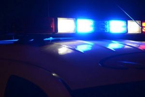Doi tineri, răniţi după ce un minor s-a răsturnat cu maşina într-un şanţ, în judeţul Timiş