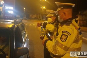FOTO, VIDEO| Acţiune a poliţiştilor din Alba Iulia împreună cu RAR, pentru verificarea stării tehnice a autovehiculelor