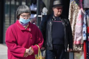A apărut ordinul privind obligativitatea purtării măştii în spaţiile publice închise. Cine şi cât timp e obligat să o poarte