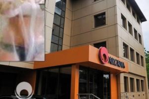 Cobai erotici la Spitalul Arcadia!  Bolnavi obligaţi să facă nudism pe holurile spitalului patronat de familia Fiterman
