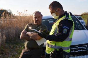 Sancţiune blândă: Timaru de la Garda Forestieră, penalizat doar cu 10% la salariu pentru hoinăreala cu Pásztor