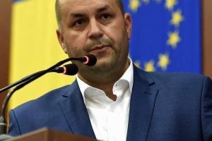 Deputatul Dorel Căprar, cu un picior în PRM? Partidul îl laudă pentru patriotism
