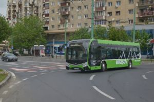 Braşoveni, de astăzi vă puteţi plimba cu primul autobuz electric!