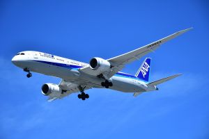 UE a întocmit o listă cu 34 de ţări în care există risc ridicat de transmitere a coronavirusului