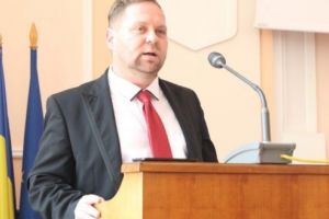 E abuzivă sau nu termoscanarea la intrarea în magazine? Profesorul Nicolae Ploeşteanu ne oferă răspunsul!