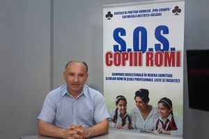 Emil Neia Lăcătuş: Campania ”SOS – Copiii Romi” continuă