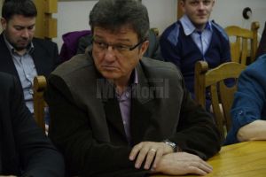 Oficiul de Cadastru Suceava permite accesul publicului în arhivele instituţiei pentru ...