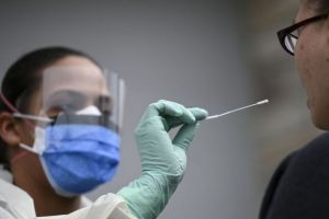 N-am scăpat: Trei cazuri noi de infectare cu Covid-19, depistate în Bihor