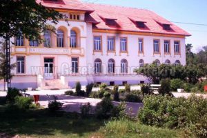 Copilul tău visează să devină fotbalist? Anunţ important al liceului din Nucet